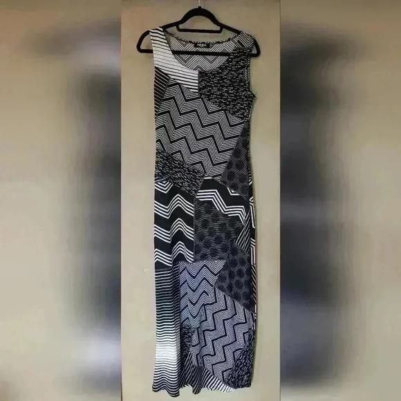 TERRA NOSTRA | Black  and White Maxi Dress, Ptp 18'' - Picture 1 of 5